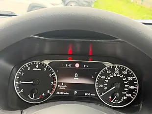 Used 2025 Nissan Juke Acenta Premium Blue - Interior and Exterior details 17