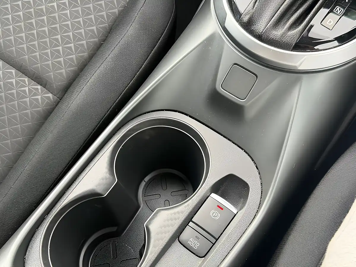 Used 2025 Nissan Juke Acenta Premium Blue - Interior and Exterior details 20
