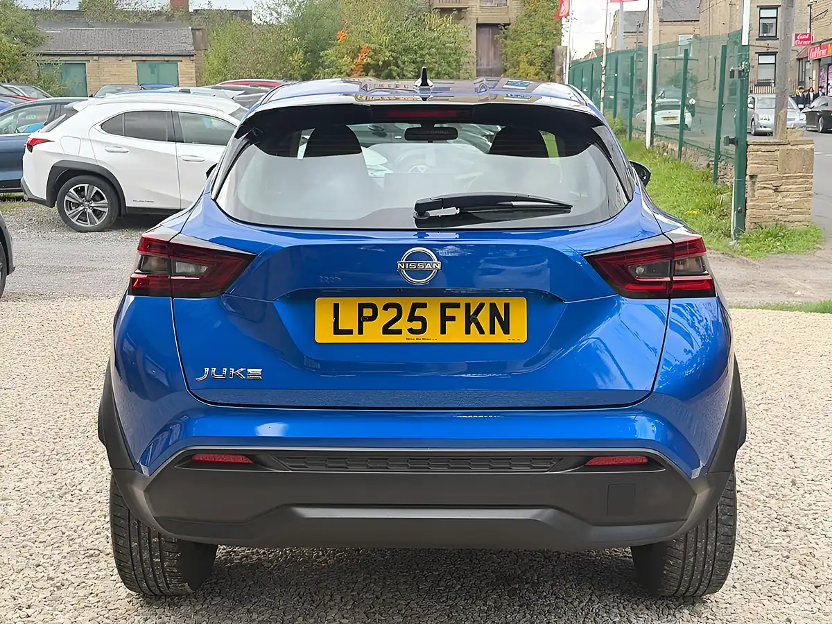 Used 2025 Nissan Juke Acenta Premium Blue - Interior and Exterior details 4