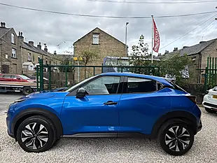 Used 2025 Nissan Juke Acenta Premium Blue - Interior and Exterior details 5
