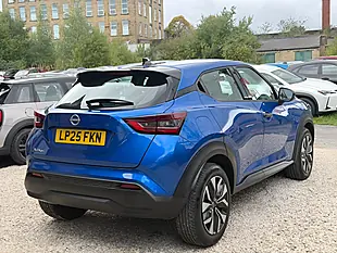 Used 2025 Nissan Juke Acenta Premium Blue - Interior and Exterior details 9