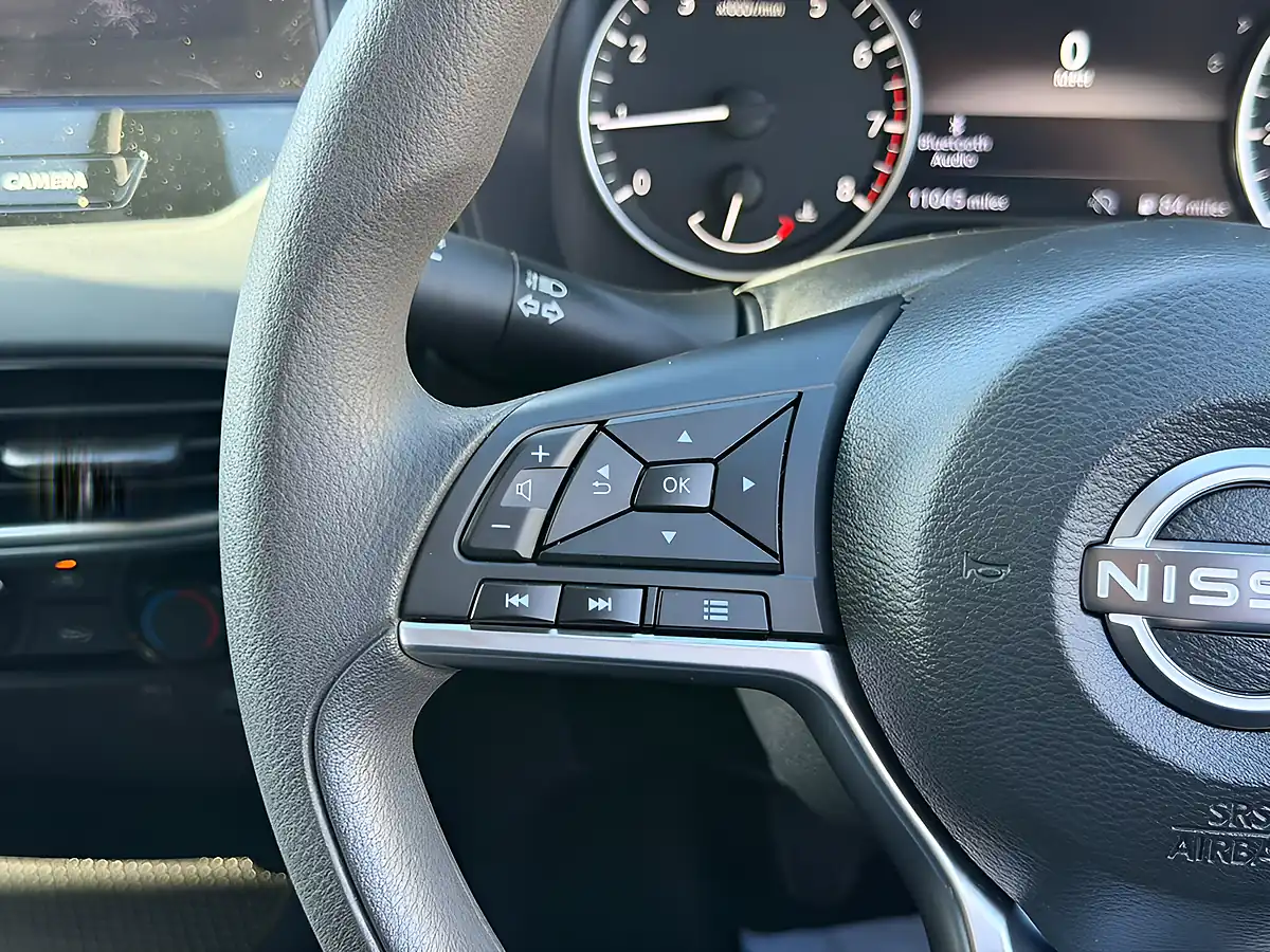 Used 2025 Nissan Juke Acenta Premium Grey - Interior and Exterior details 12