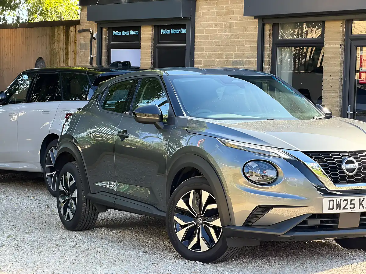 Used 2025 Nissan Juke Acenta Premium Grey - Interior and Exterior details 20
