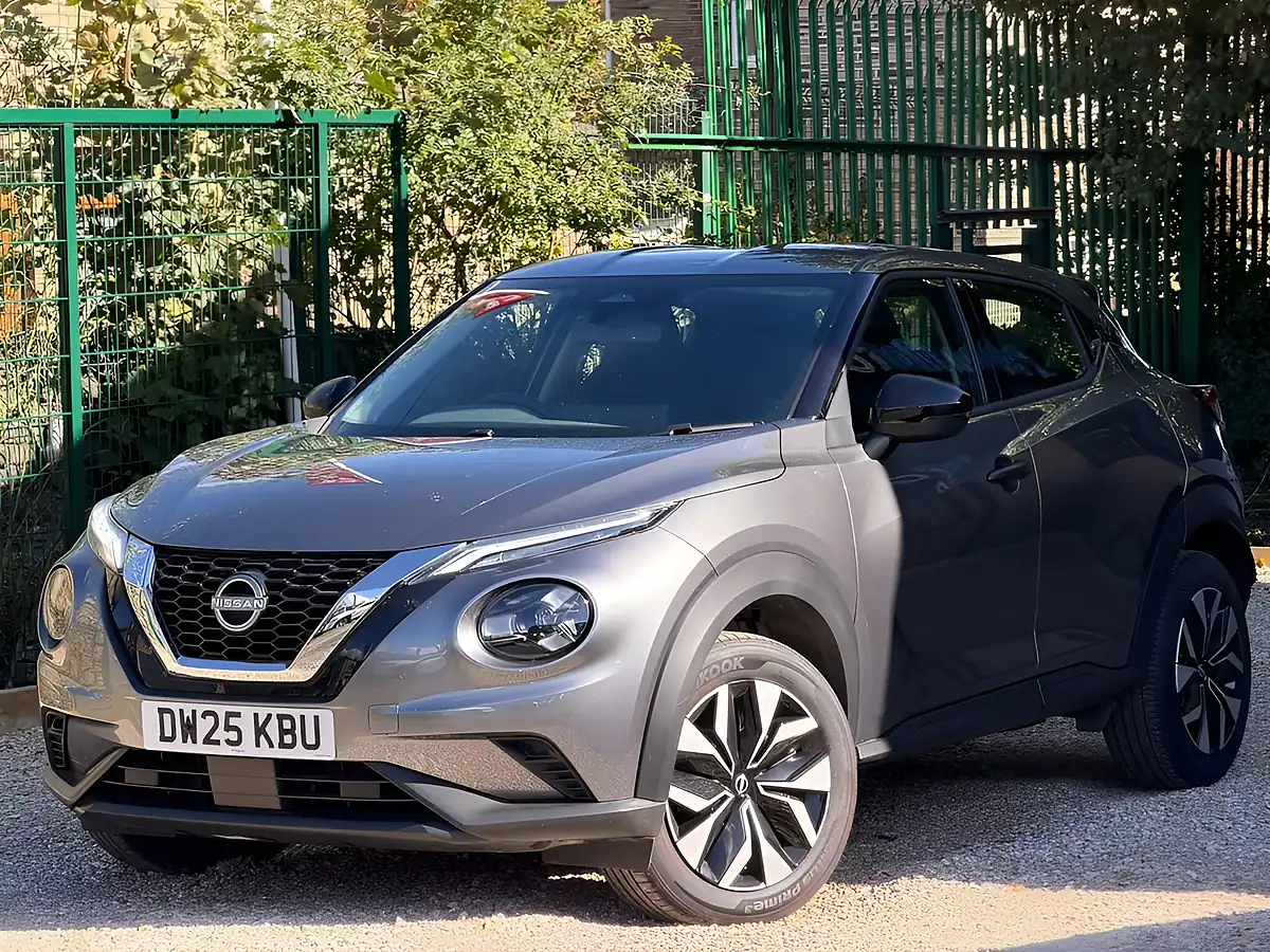 Used 2025 Nissan Juke Acenta Premium Grey - Interior and Exterior details 3