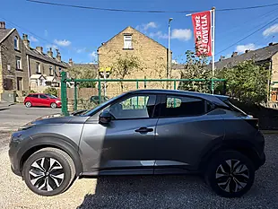 Used 2025 Nissan Juke Acenta Premium Grey - Interior and Exterior details 4