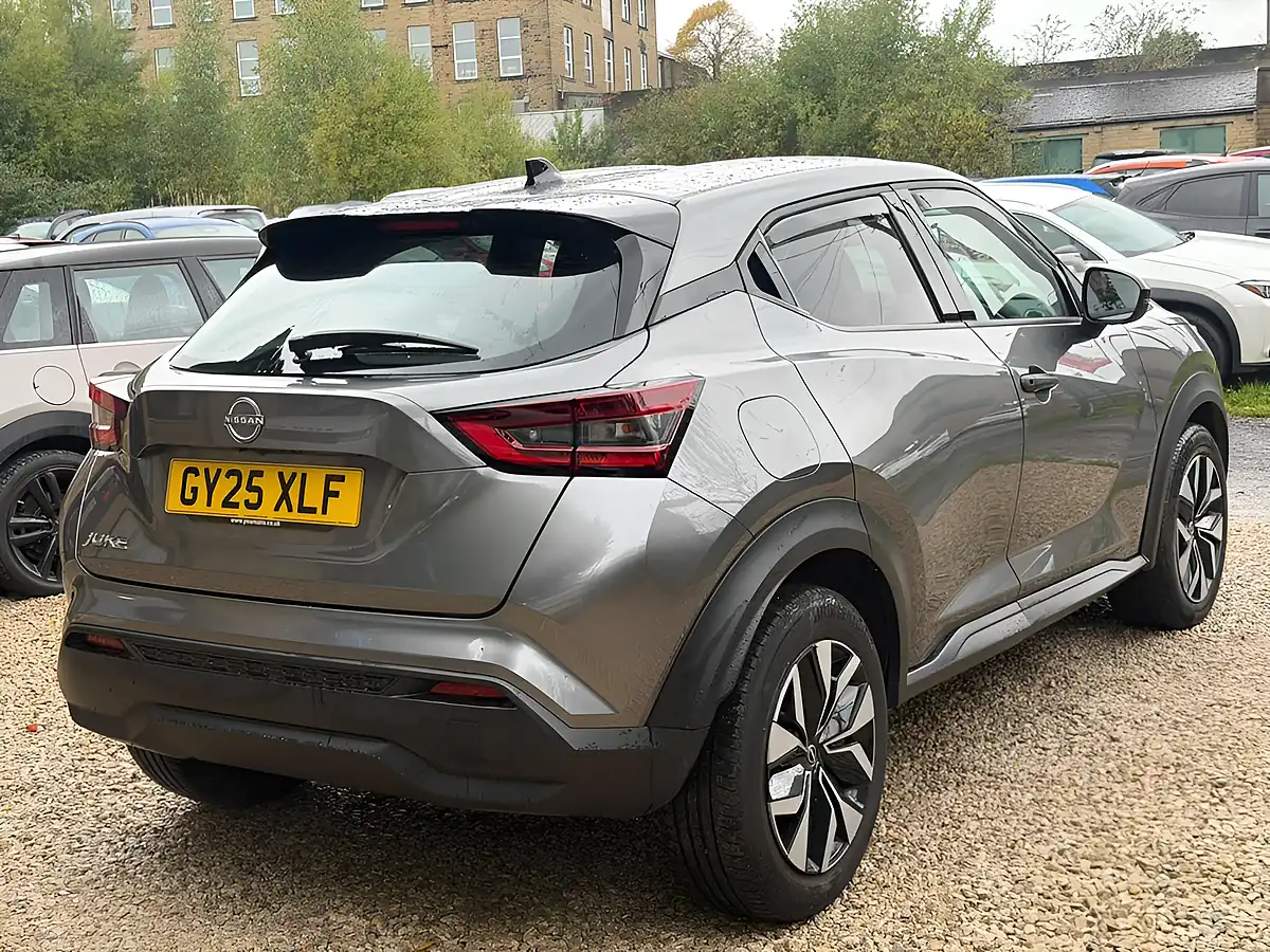 Used 2025 Nissan Juke Acenta Premium Grey - Interior and Exterior details 17