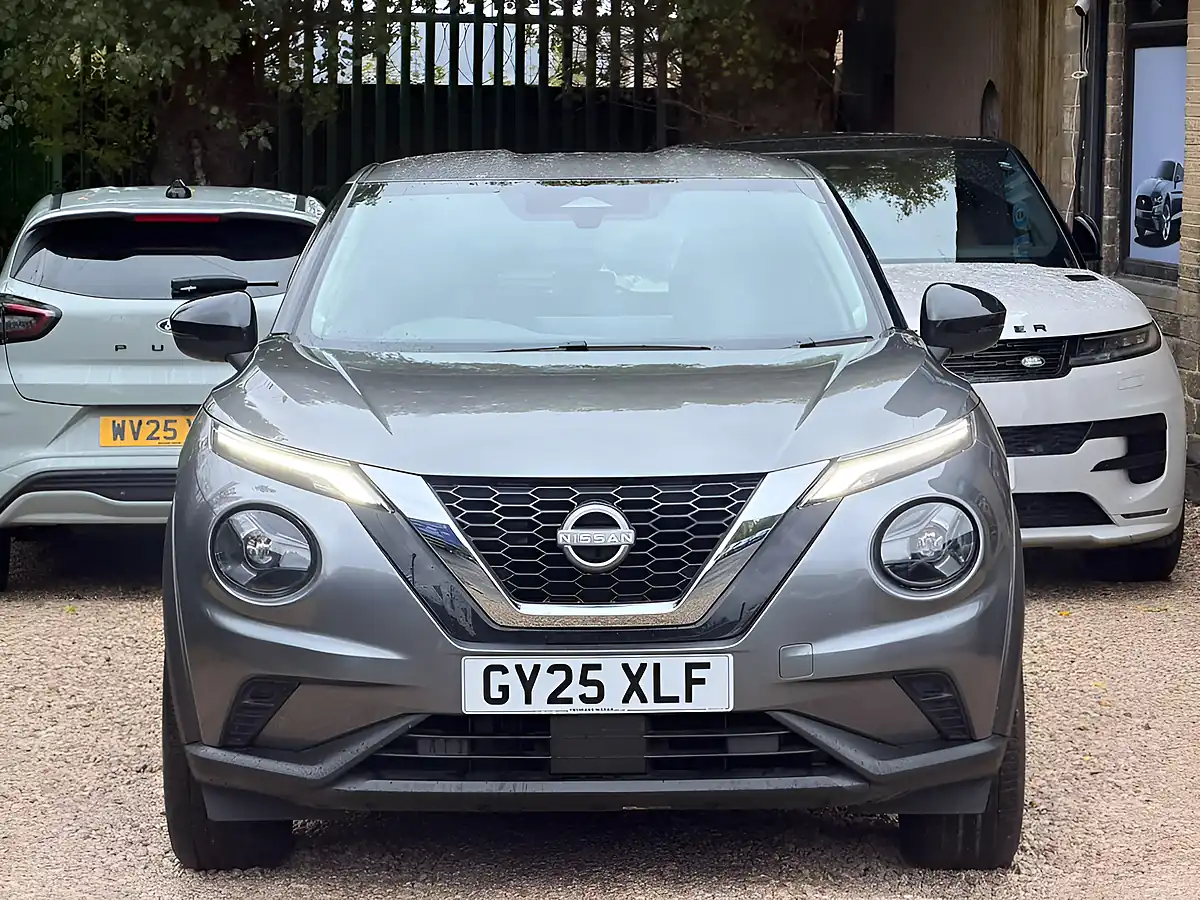 Used 2025 Nissan Juke Acenta Premium Grey - Interior and Exterior details 3