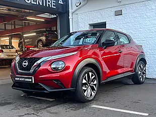 Used 2025 Nissan Juke Acenta Premium Red - Interior and Exterior details 3
