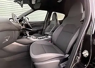 Used 2025 Nissan Juke N-Connecta Black - Interior and Exterior details 12