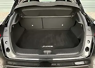 Used 2025 Nissan Juke N-Connecta Black - Interior and Exterior details 19