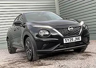 Used 2025 Nissan Juke N-Connecta Black - Interior and Exterior details 7