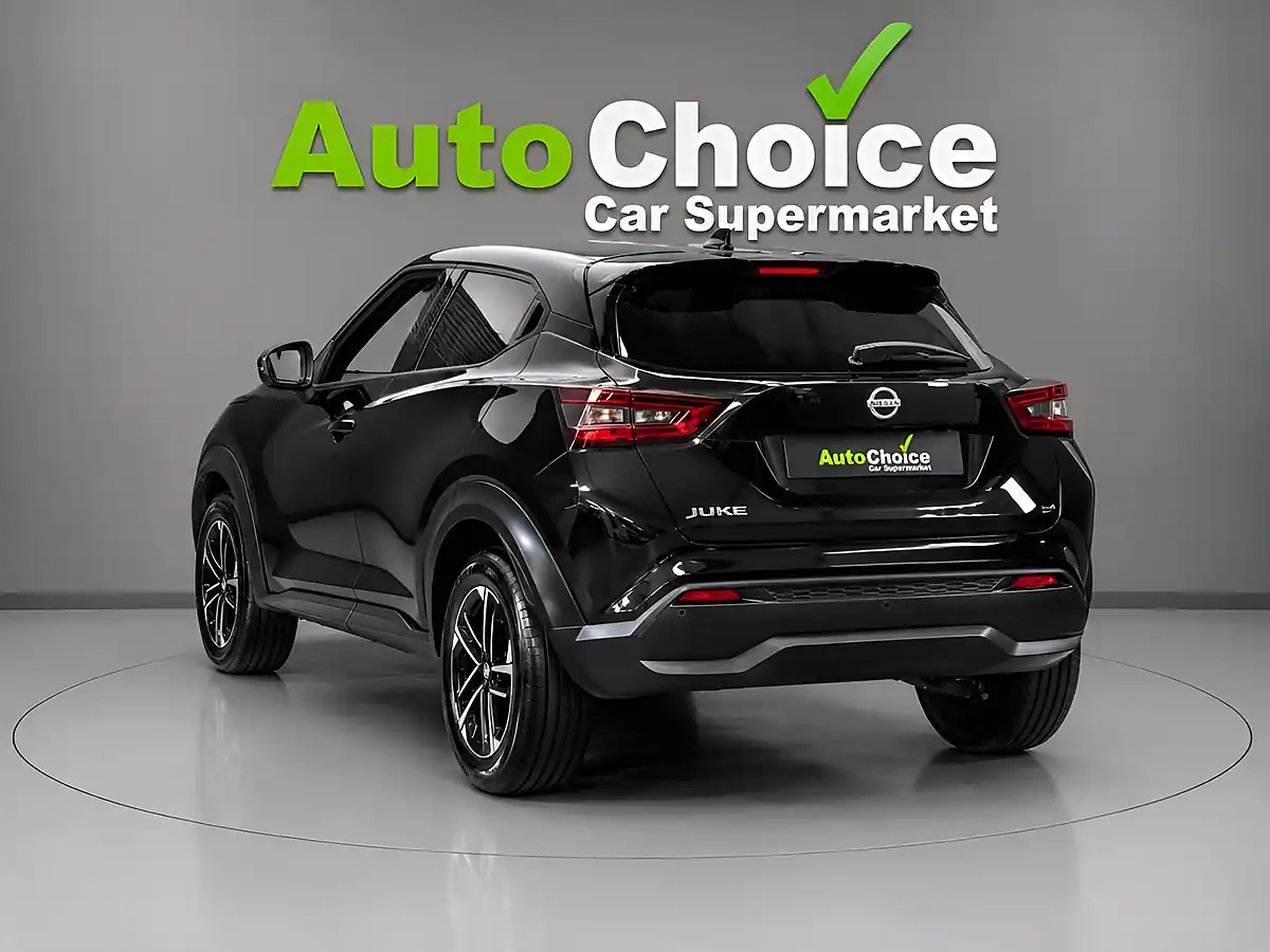 Used 2025 Nissan Juke N-Connecta Black - Interior and Exterior details 4