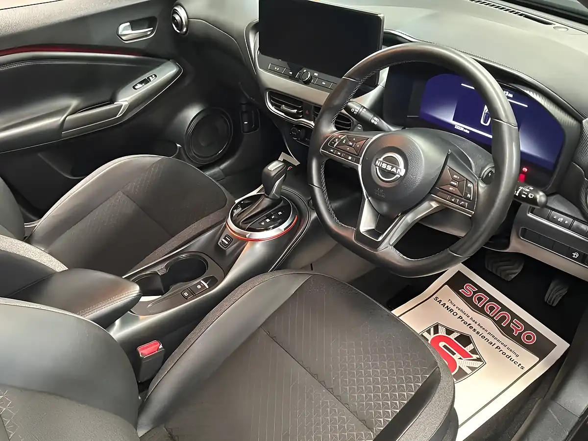 Used 2025 Nissan Juke N-Connecta Black - Interior and Exterior details 9
