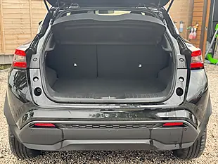 Used 2025 Nissan Juke N-Connecta Black - Interior and Exterior details 15