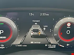 Used 2025 Nissan Juke N-Connecta Black - Interior and Exterior details 15