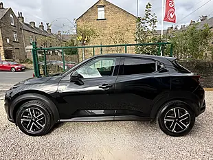 Used 2025 Nissan Juke N-Connecta Black - Interior and Exterior details 4