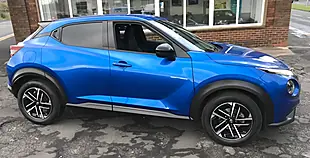 Used 2025 Nissan Juke N-Connecta Blue - Interior and Exterior details 18