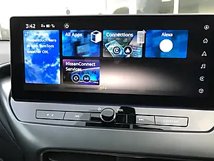Used 2025 Nissan Juke N-Connecta Blue - Interior and Exterior details 2