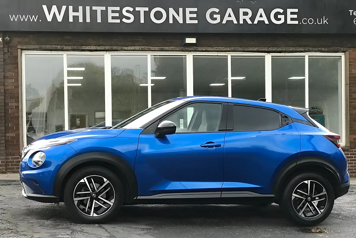 Used 2025 Nissan Juke N-Connecta Blue - Interior and Exterior details 5