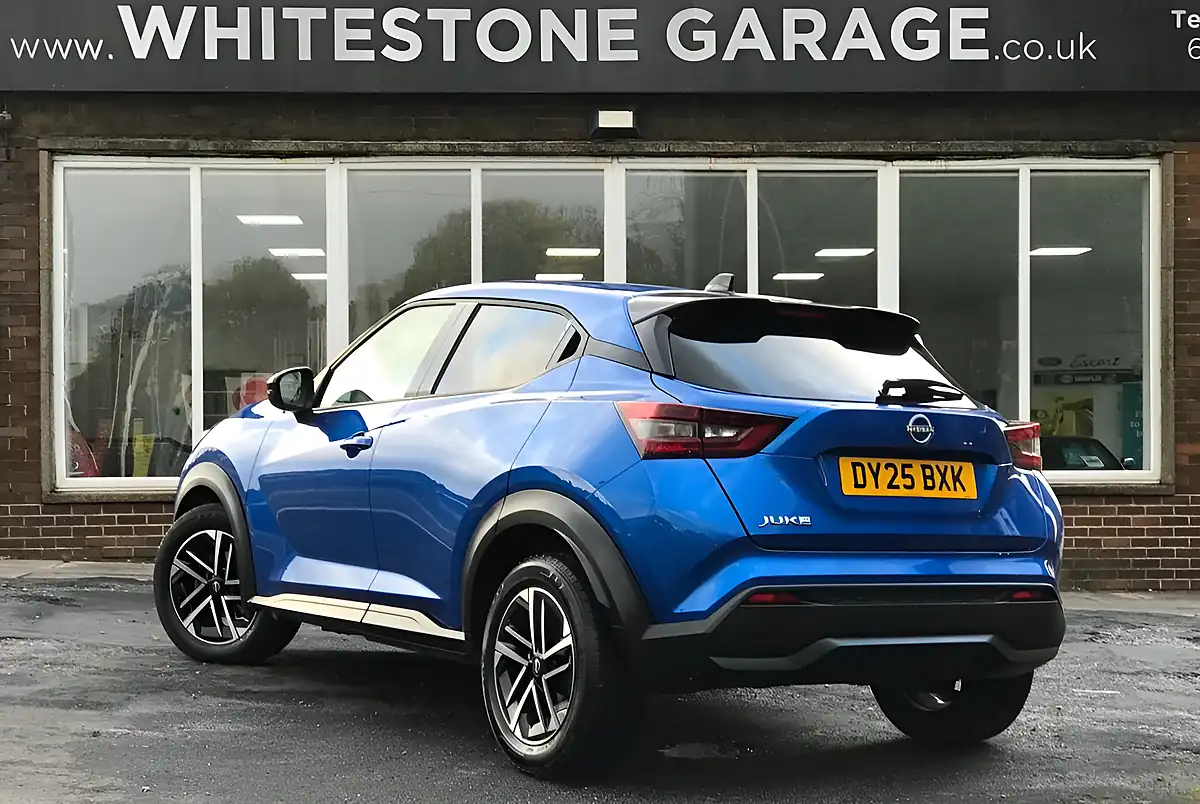 Used 2025 Nissan Juke N-Connecta Blue - Interior and Exterior details 6