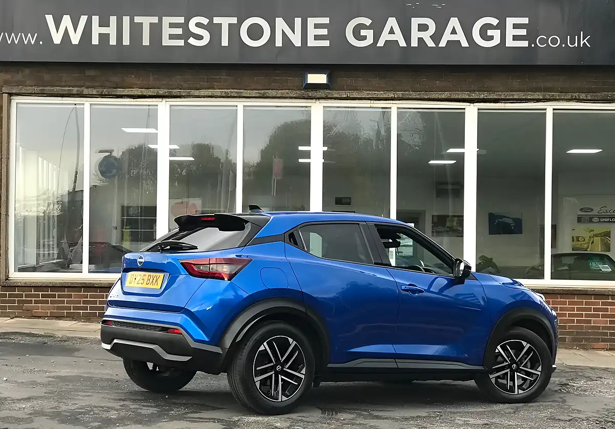 Used 2025 Nissan Juke N-Connecta Blue - Interior and Exterior details 7