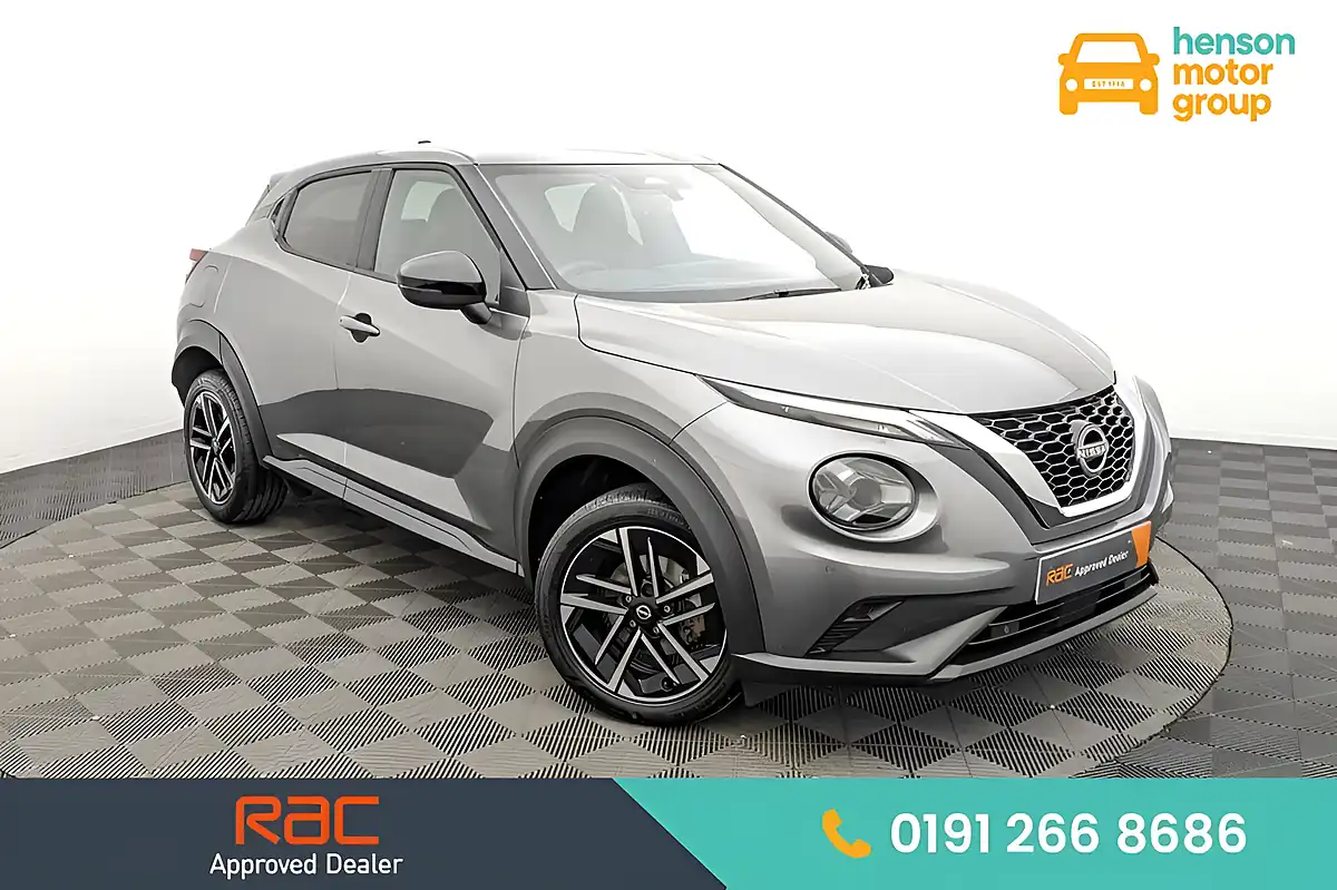 Used 2025 Nissan Juke N-Connecta Grey - Front View