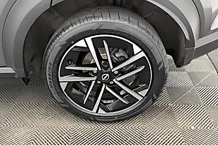 Used 2025 Nissan Juke N-Connecta Grey - Interior and Exterior details 20