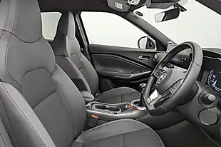 Used 2025 Nissan Juke N-Connecta Grey - Interior and Exterior details 3