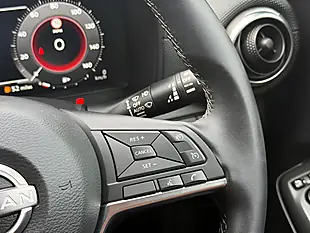 Used 2025 Nissan Juke N-Connecta Grey - Interior and Exterior details 15