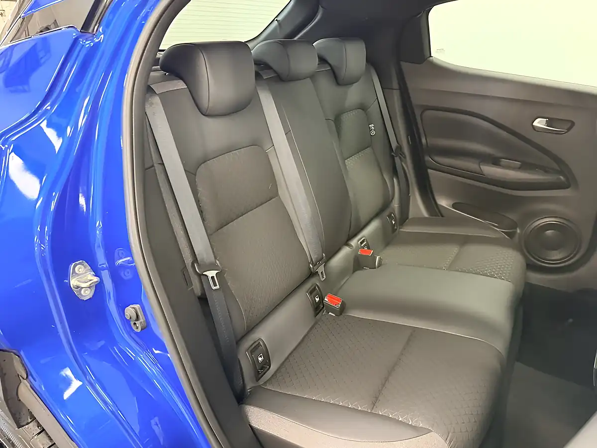 Used 2025 Nissan Juke N-Connecta Magnetic Blue - Interior and Exterior details 4