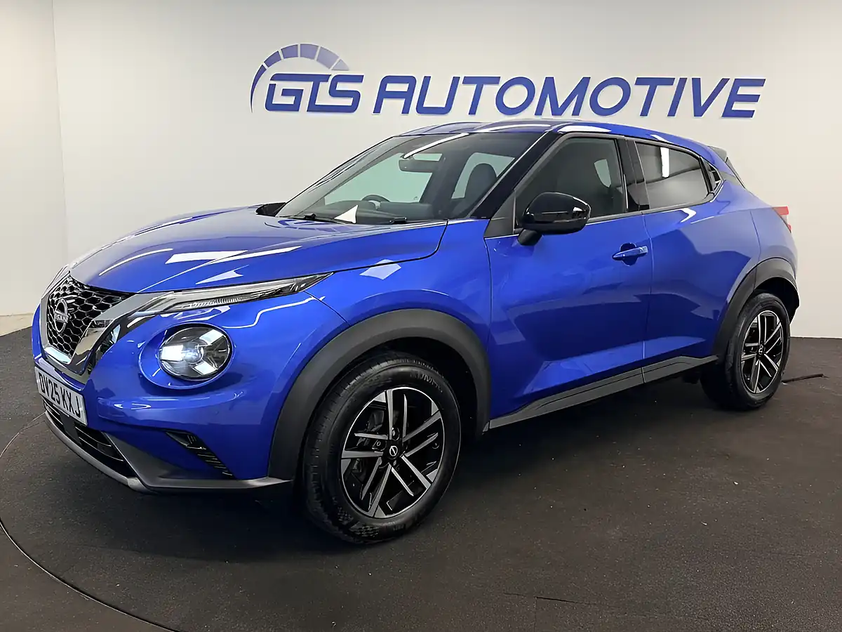 Used 2025 Nissan Juke N-Connecta Magnetic Blue - Interior and Exterior details 16