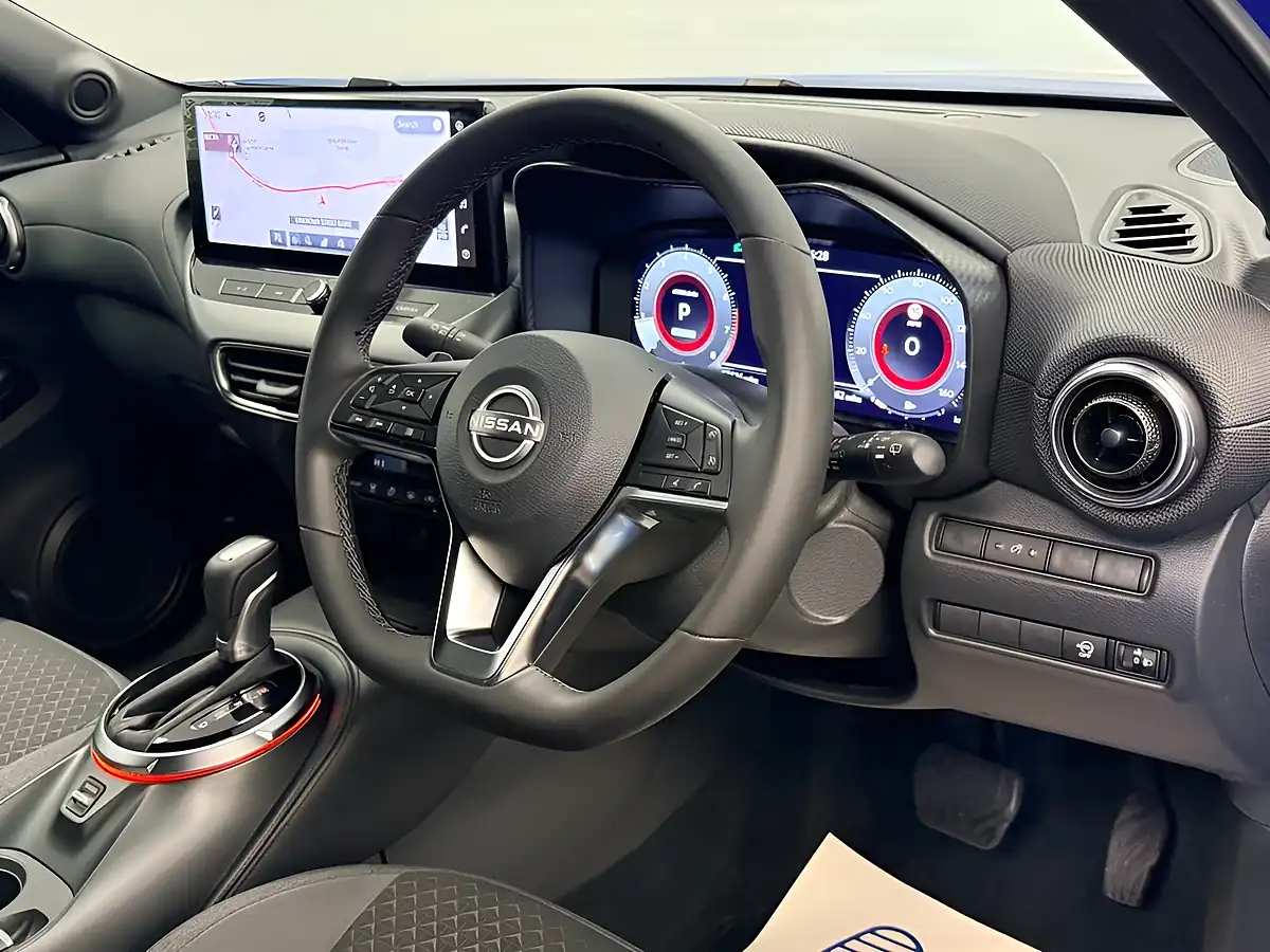 Used 2025 Nissan Juke N-Connecta Magnetic Blue - Interior and Exterior details 17