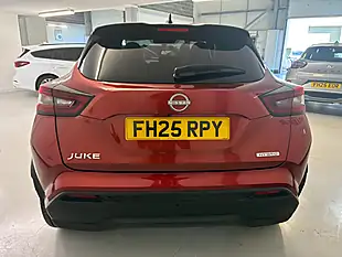 Used 2025 Nissan Juke N-Connecta Red - Interior and Exterior details 3