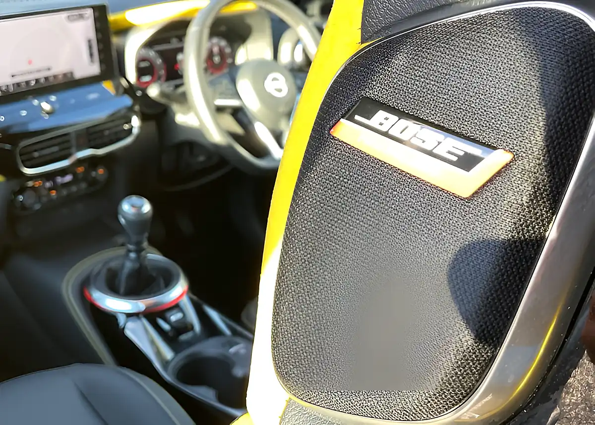 Used 2025 Nissan Juke N-Sport Yellow - Interior and Exterior details 11