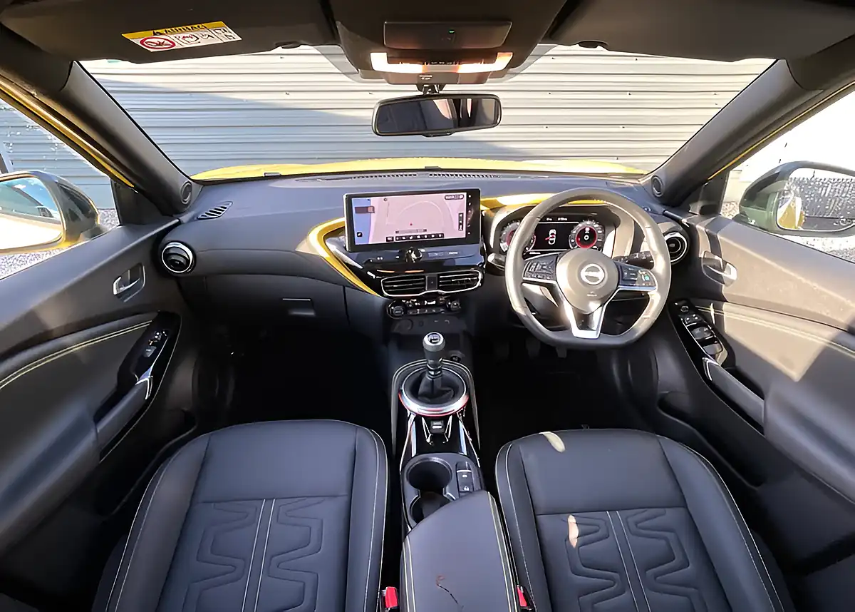 Used 2025 Nissan Juke N-Sport Yellow - Interior and Exterior details 12