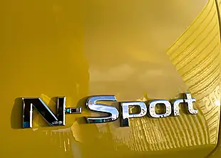 Used 2025 Nissan Juke N-Sport Yellow - Interior and Exterior details 17
