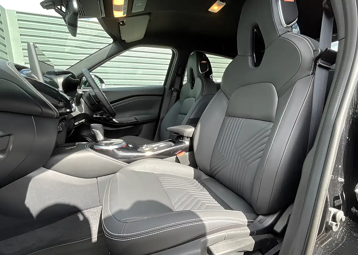 Used 2025 Nissan Juke Tekna Black - Interior and Exterior details 12