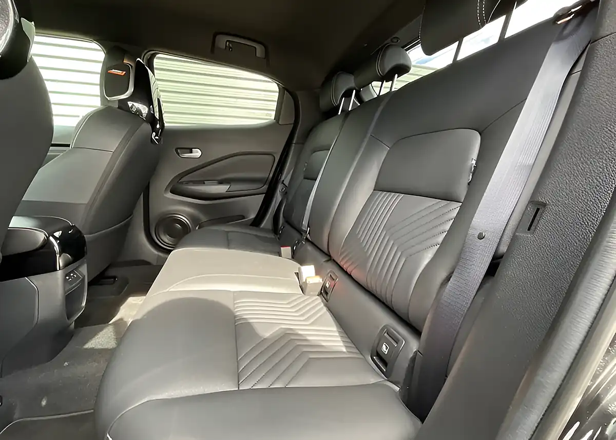 Used 2025 Nissan Juke Tekna Black - Interior and Exterior details 15