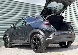 Used 2025 Nissan Juke Tekna Black - Interior and Exterior details 17