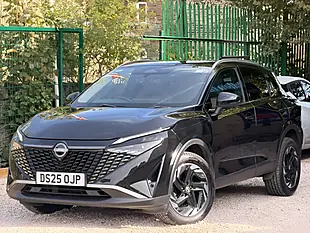 Used 2025 Nissan Qashqai N-Connecta Black - Interior and Exterior details 2