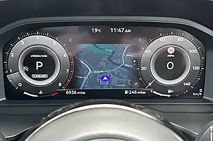 Used 2025 Nissan Qashqai N-Connecta Pearl White - Interior and Exterior details 19