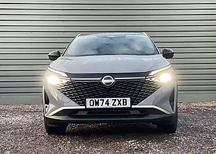 Used 2025 Nissan Qashqai Tekna Grey - Interior and Exterior details 4
