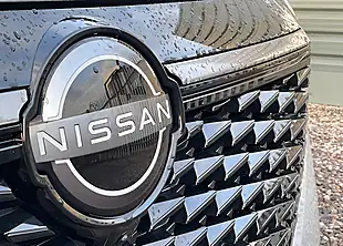 Used 2025 Nissan Qashqai Tekna Grey - Interior and Exterior details 6
