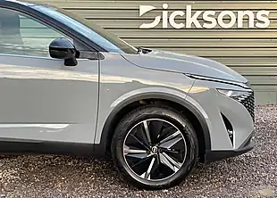 Used 2025 Nissan Qashqai Tekna Grey - Interior and Exterior details 7