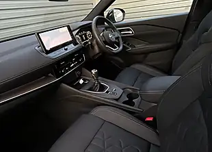 Used 2025 Nissan Qashqai Tekna Grey - Interior and Exterior details 8
