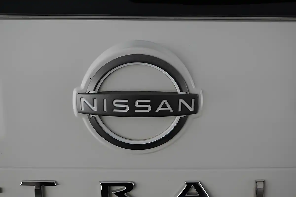 Used 2025 Nissan X-Trail Acenta Premium White - Interior and Exterior details 20