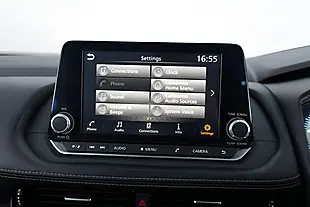 Used 2025 Nissan X-Trail Acenta Premium White - Interior and Exterior details 17