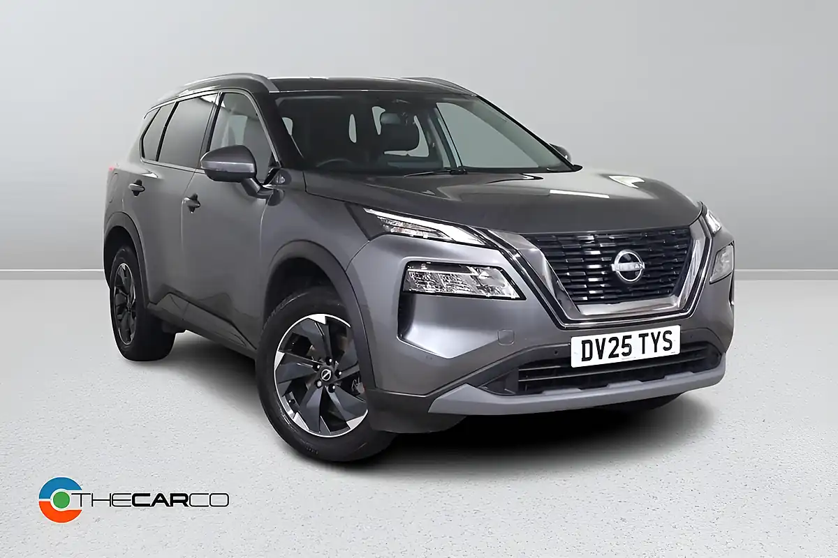 Used 2025 Nissan X-Trail N-Connecta Grey - Front View