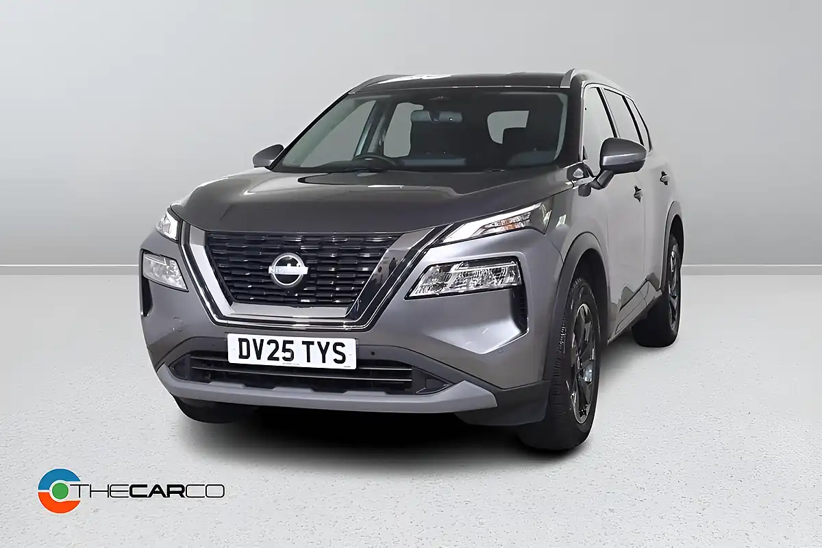 Used 2025 Nissan X-Trail N-Connecta Grey - Interior and Exterior details 4