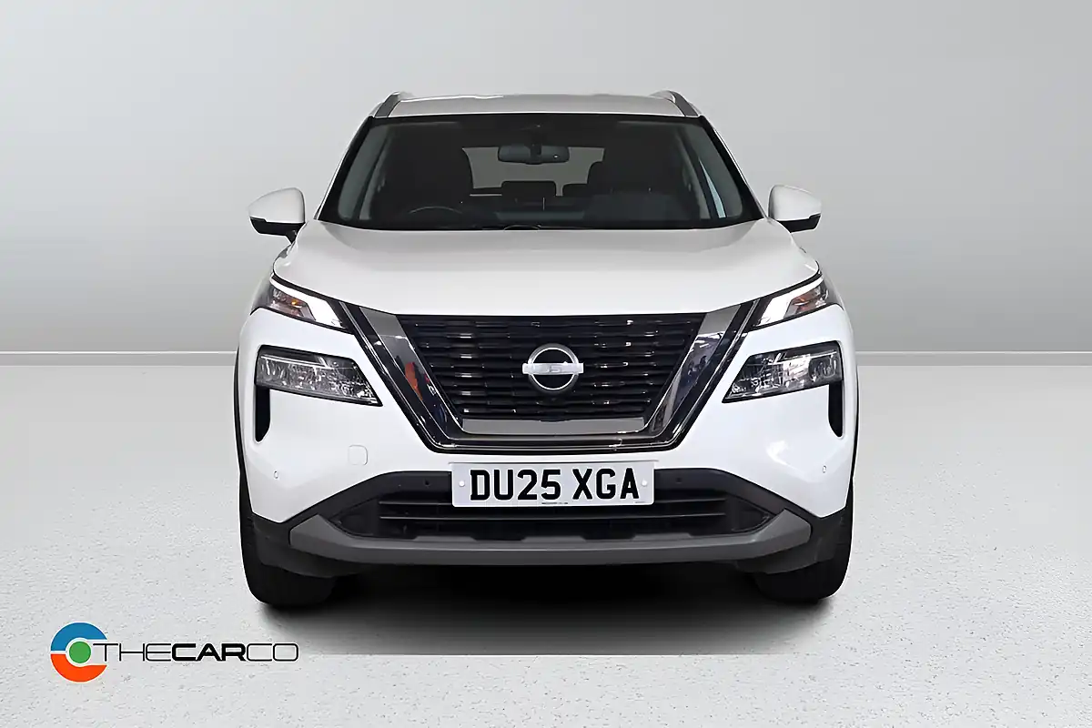 Used 2025 Nissan X-Trail N-Connecta White - Interior and Exterior details 3